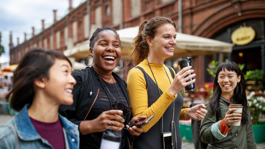 ______Happy women drinking coffee.13776643968545061234.15533148161924069027.jpg